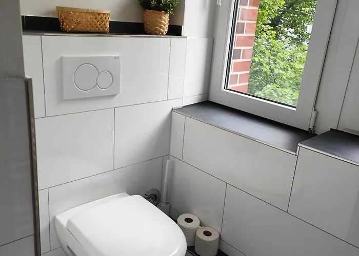 Mit Geräumigem Schlafzimmer Und Balkon Apartment *